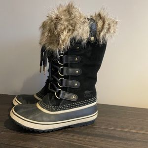 Sorel Joan of Arch boots size 6
